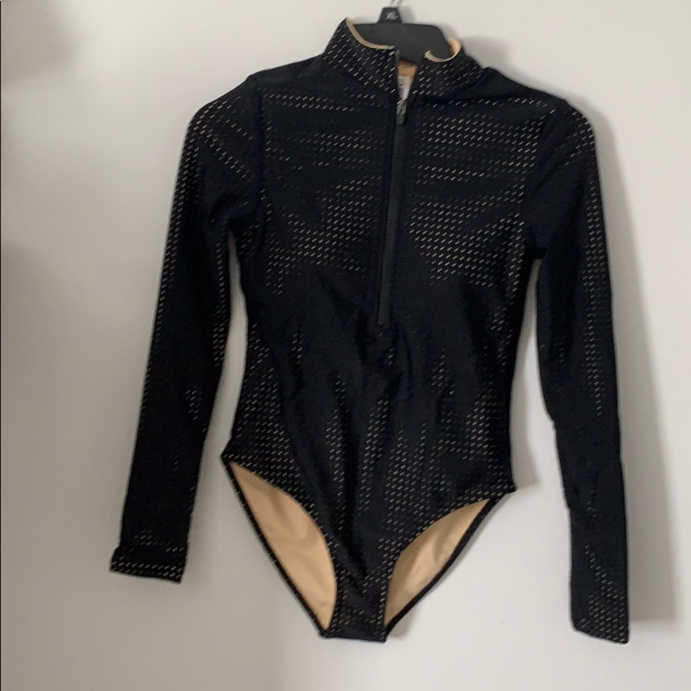 Fabletics rash guard